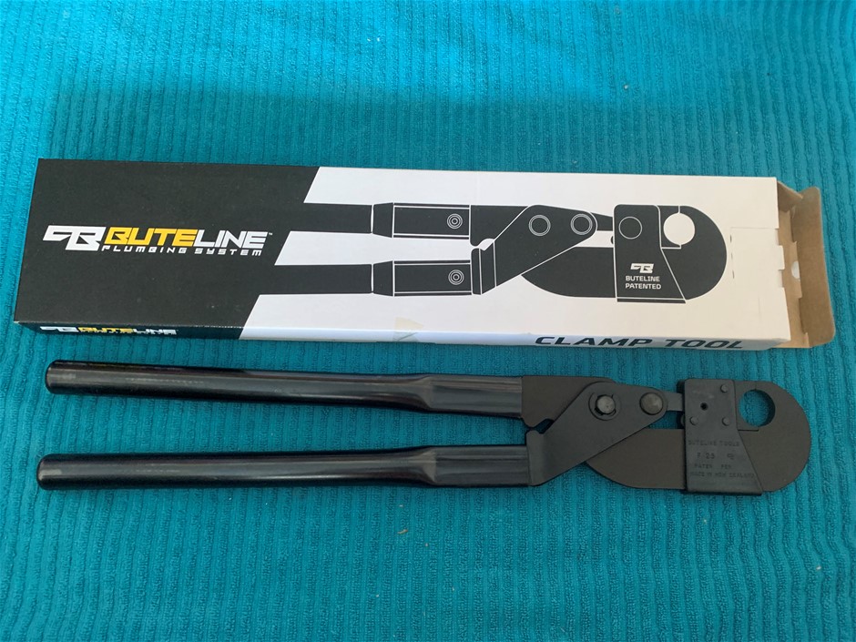 New in Box Bute-Pex Clamping Tool, 20mm - Qty 1