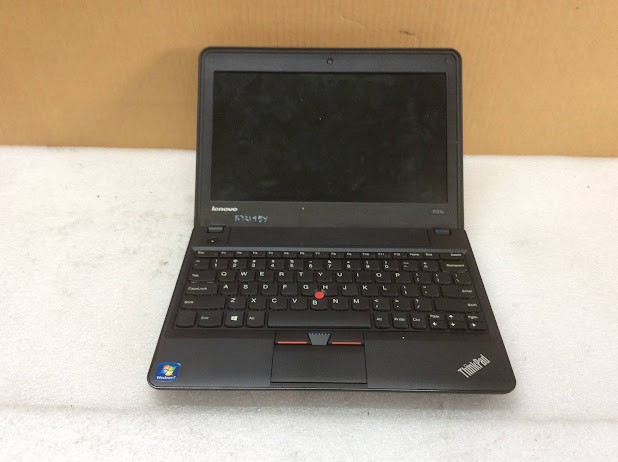 LENOVO X131E Laptop CELERON 887 4GBRAM/500GB Red