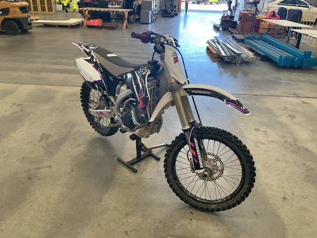 <p>Yamaha Off Road Motorcycle</p>