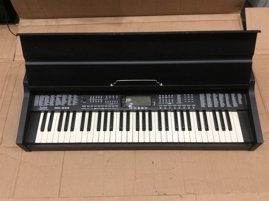 Base MK-933 Electronic Keyboard