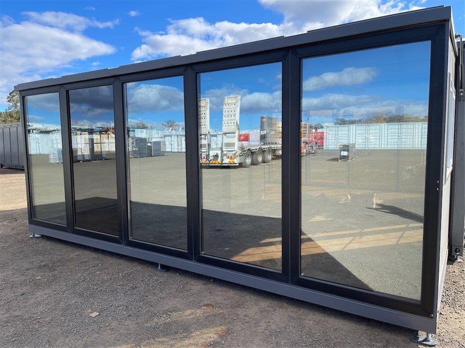 2026 Expandable Container House with 2 Glass Walls & Ensuite(Unused),