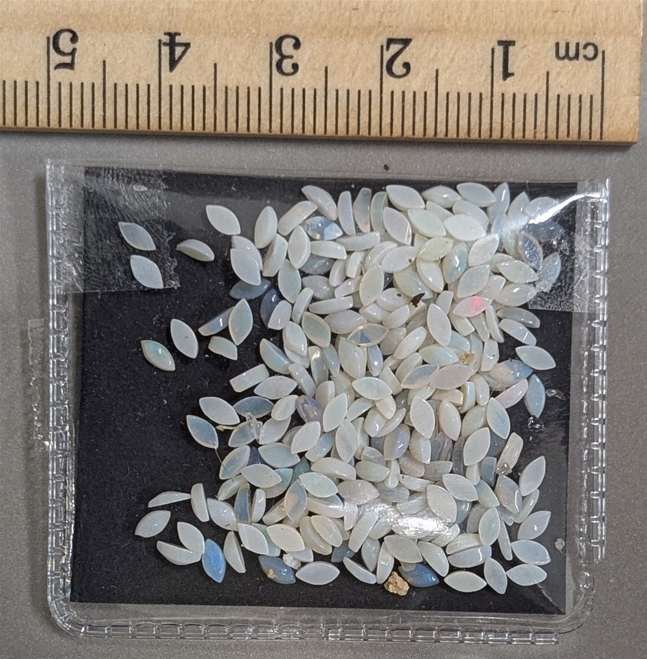 15 carats OPAL Solids Gemstones