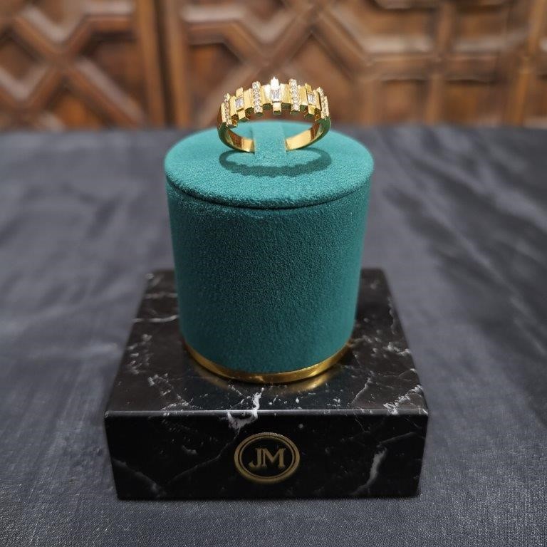 22K/Italy Solid Gold Filled Ring -(stamped 22K/Italy)-Warranty Quality-9 US