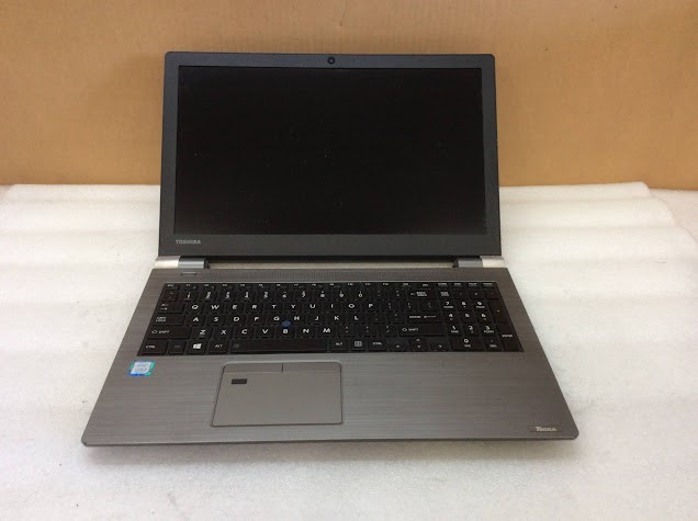 TOSHIBA TECRA Z50-E Laptop i5-8250U 8GBRAM/256GB