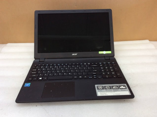 acer Aspire ES1-531 series Laptop N3150 4GBRAM/320GB Black