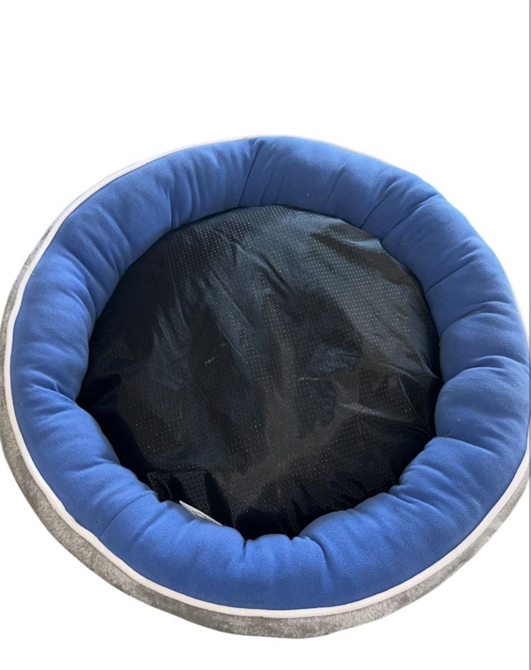 PETPLAY Plush Dog Bed