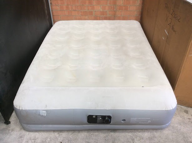 Hinterland Air Mattress with a Built-in Electric Pump