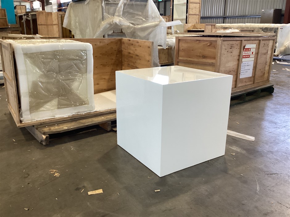 <p>Shop Cabinets Display Cubes, Qty x 4</p>