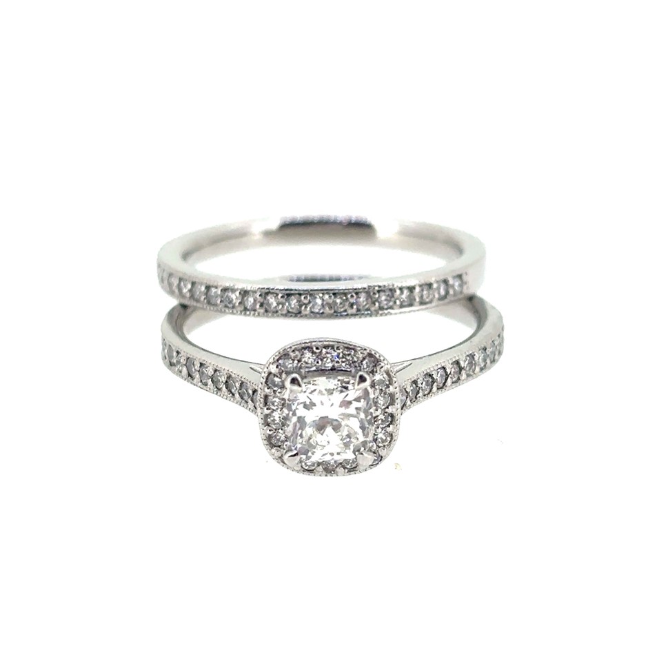 0.55ct a Cushion Dia SI/G & 0.28ct 40 Stones Round VS/F Dia Ring Platinum