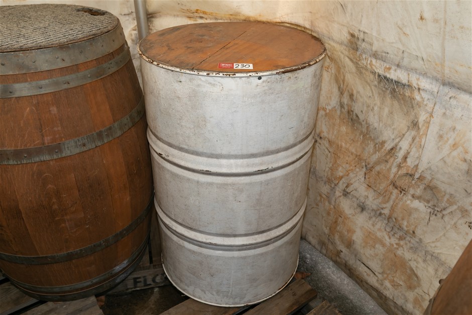44 Gallon Drum