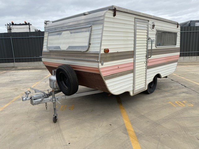 Unreserved Millard Poptop Caravan