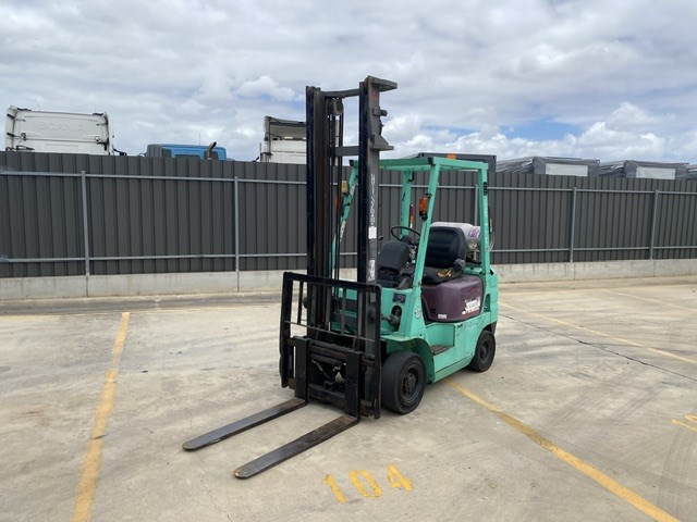 <p>Mitsubishi FH18T Counterbalance Forklift</p>
