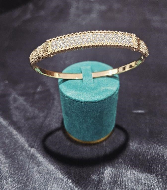 18K/ITALY Solid Gold Filled bangle -(stamped 18K/Italy)