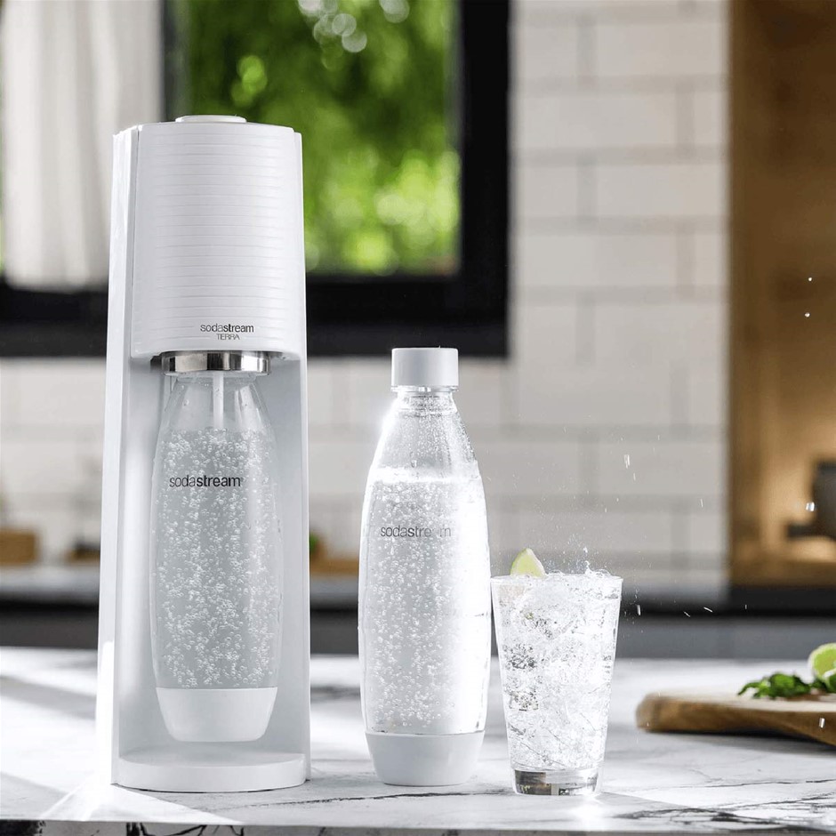 SODASTREAM Terra CQC Bundle, White. NB: Damaged packaging.