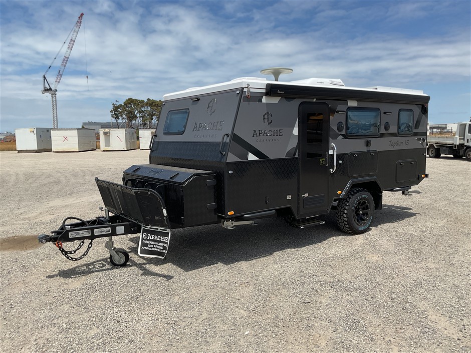 2025 Apache Topgun 15 Caravan