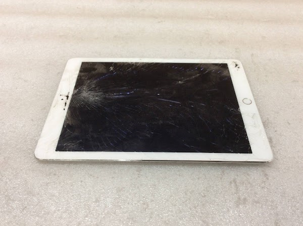 APPLE IPAD AIR 2 (A1566) Tablet 64GB