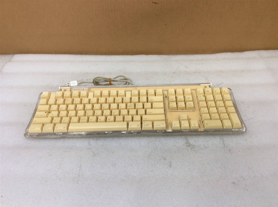 Apple Pro Wired USB Keyboard