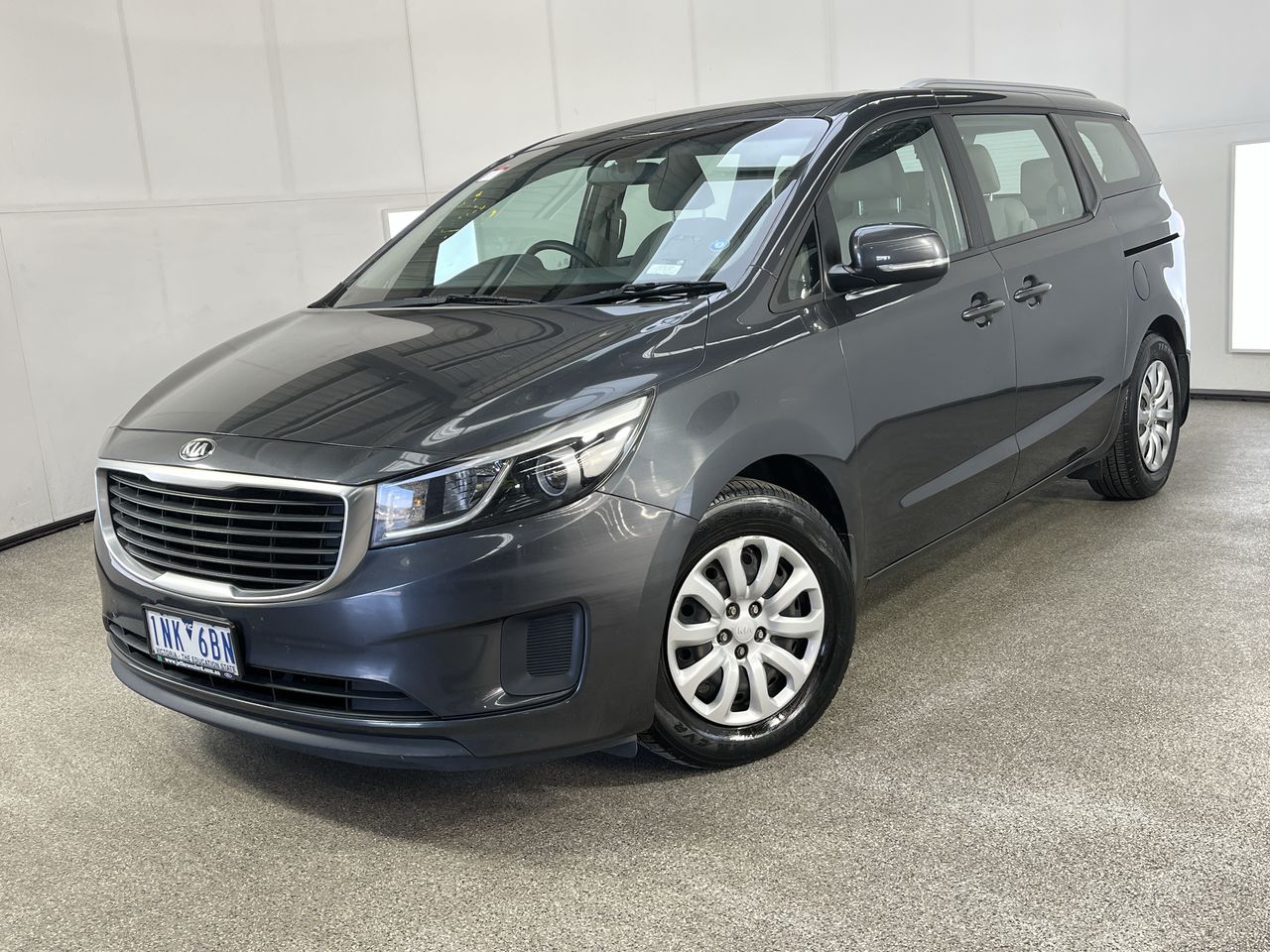 2016 Kia Carnival S YP Automatic 8 Seats People Mover