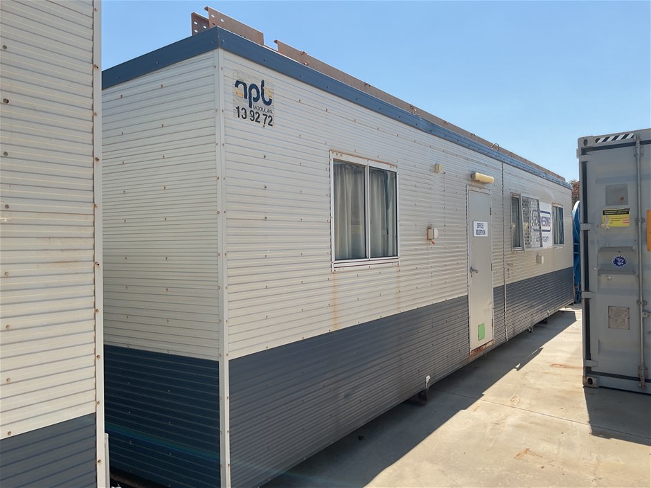 <p>APB Approx 14500 x 3400 x 3200mm Transportable Office</p>