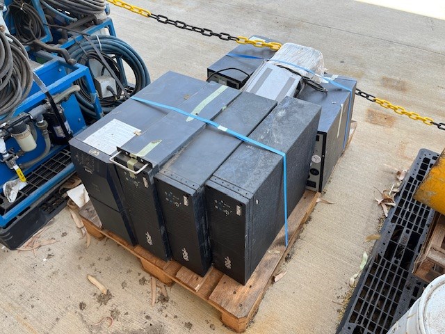 7 x Uninterruptible Power Supply