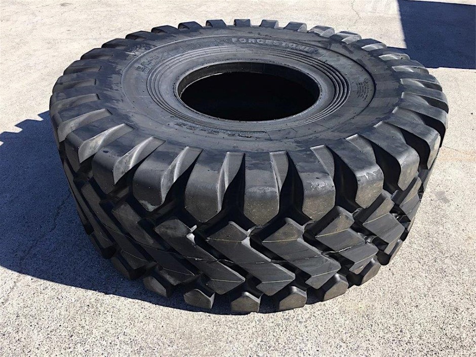 Quantity of 1 26.5-25 Earthmoving Tyre(Unused)