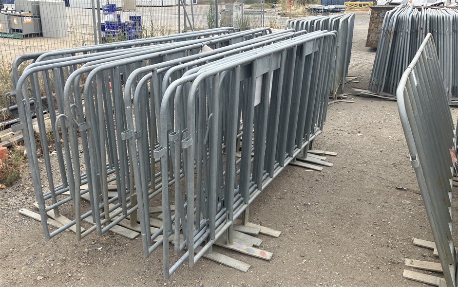 Approx 145x Barrier - Crowd Control