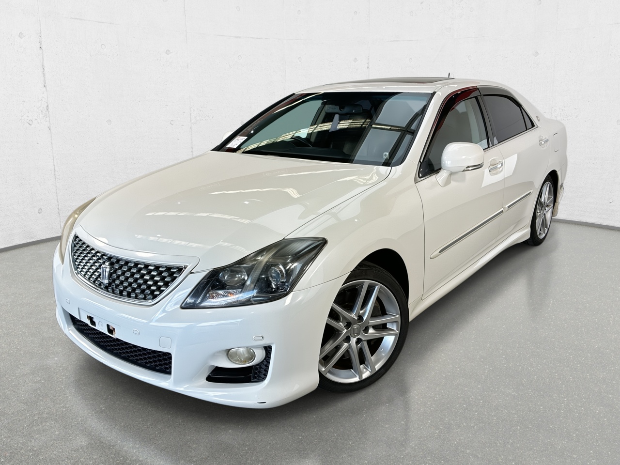 2008 Toyota Crown Import Automatic Sedan