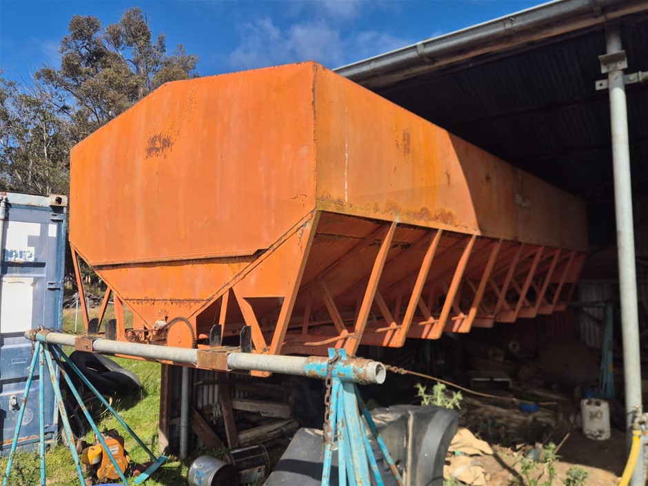 Allbulk Grain Fertiliser Bin with Stands