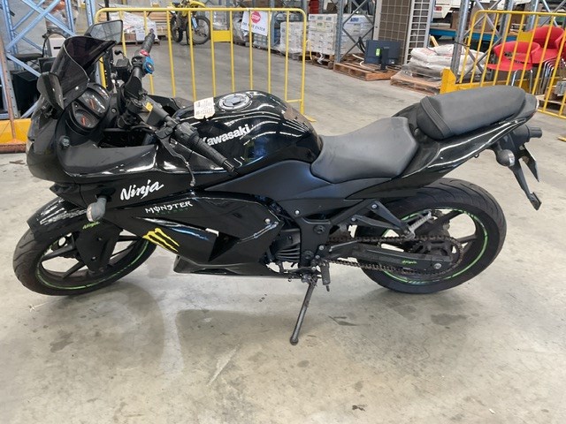 2008 Kawasaki  Ex250j Motorcycle