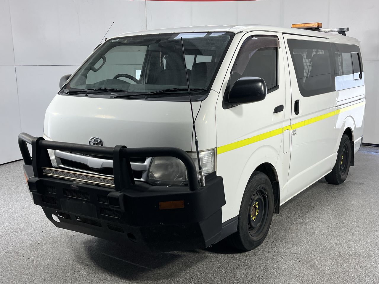 2011 Toyota HiAce LWB KDH201R