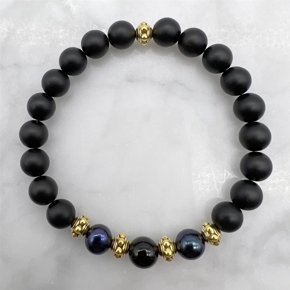 8mm Frosted Agate, Black Agate, Pearls & Antique Gold Bracelet