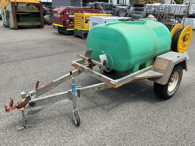 <p>2013 Rapid Spray Southern  Single Water Trailer</p>