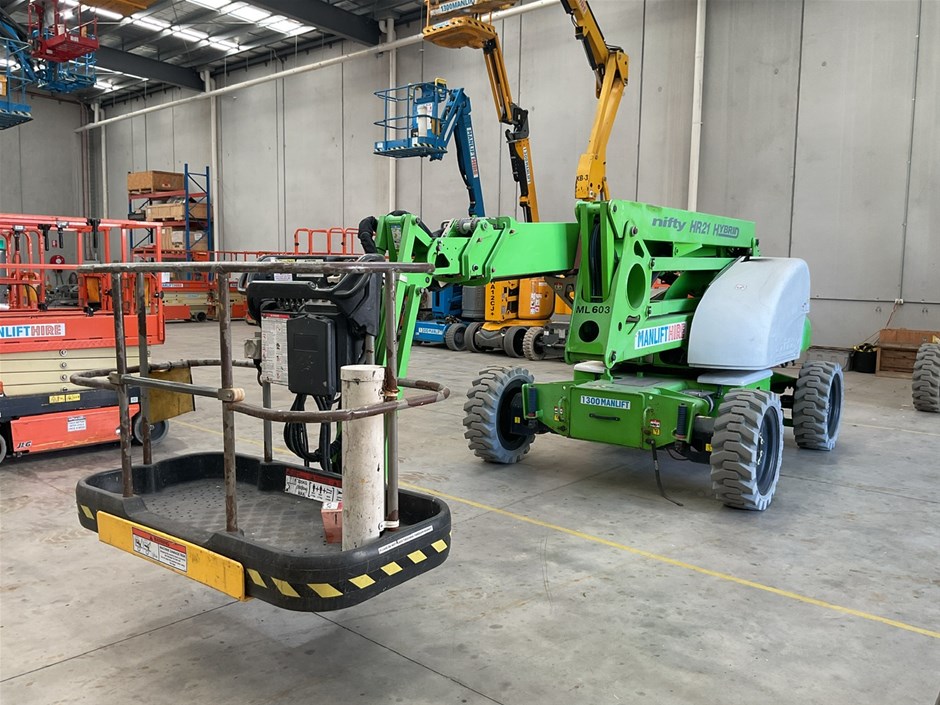 <p>2016 Nifty HR21 Hybrid AWD Knuckle Boom Lift</p>