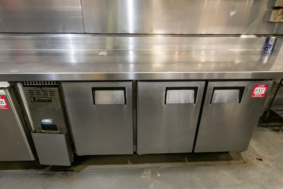 Everest B180C-3RRRS-E 3 Door Under Bench Refrigerator (Commercial)