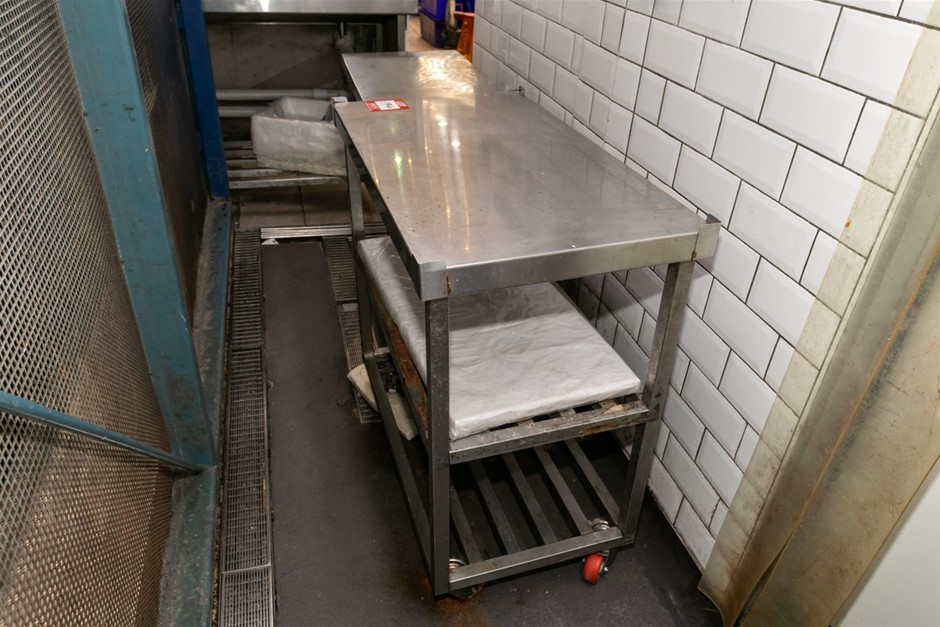 Preperation Benches Qty 2 (Commercial)