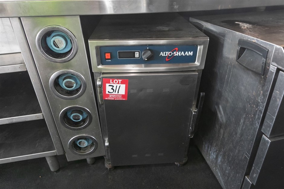 Alto /Shaam Under Bench Oven ( Commercial)