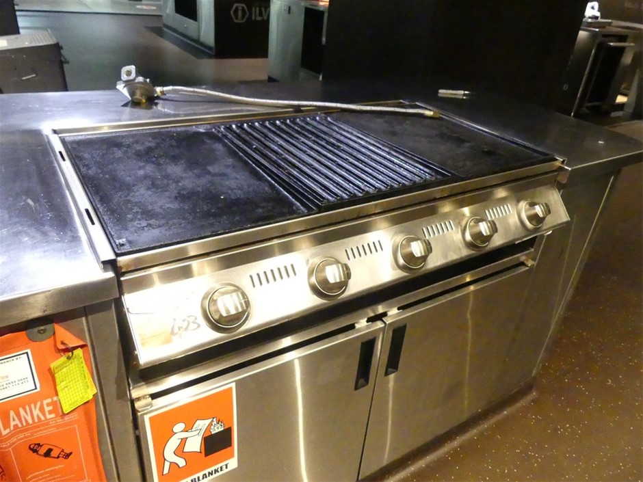 Beef Eater BS12850 4 Burner Gas BBQ (Commercial Kitchen Grade)