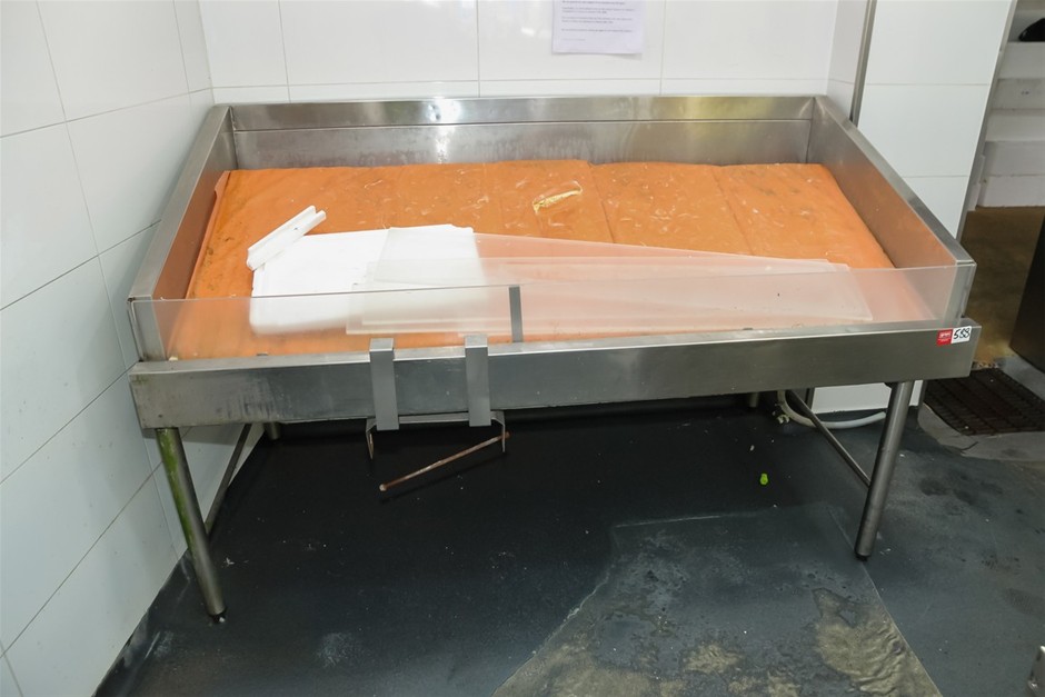 Seafood Display Shelf