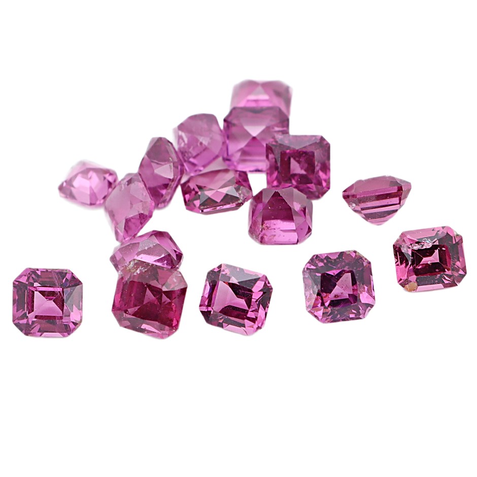 13.18 Carats Reddish Pink Rhodolite Garnet