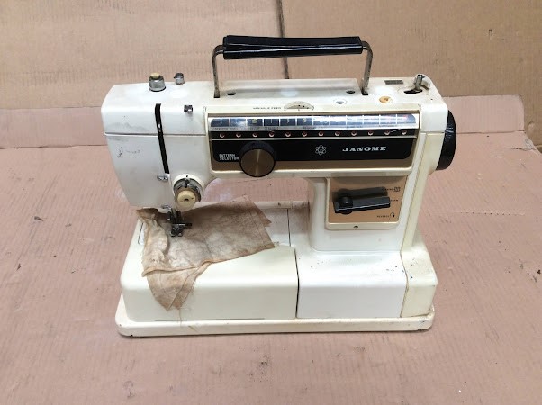 Janome Sewing Machine