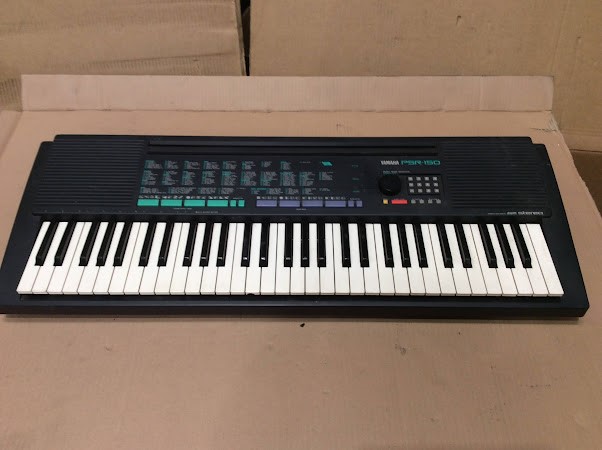 Yamaha PSR-150 Portable Electronic Keyboard