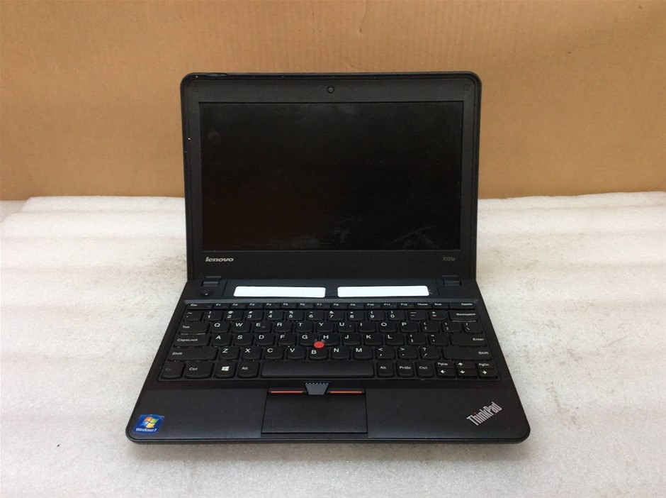Lenovo ThinkPad X131e(red) Laptop Celeron 887 4GBRAM 320GB Red