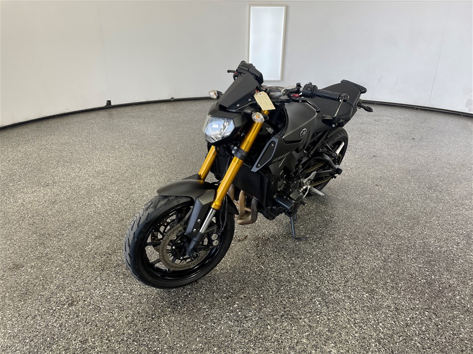 2016 Yamaha MT09 Motorcycle