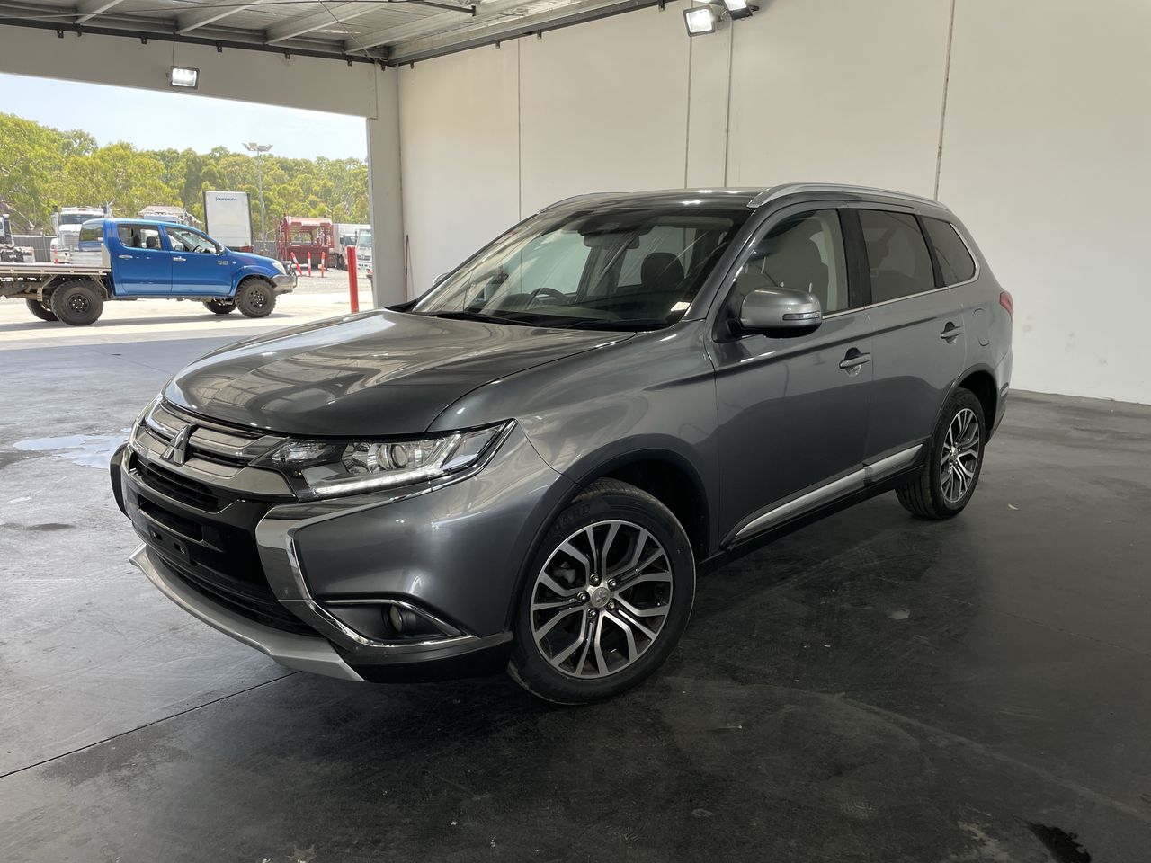 2016 Mitsubishi Outlander LS AWD SAFETY PACK ZK Turbo Diesel Automatic