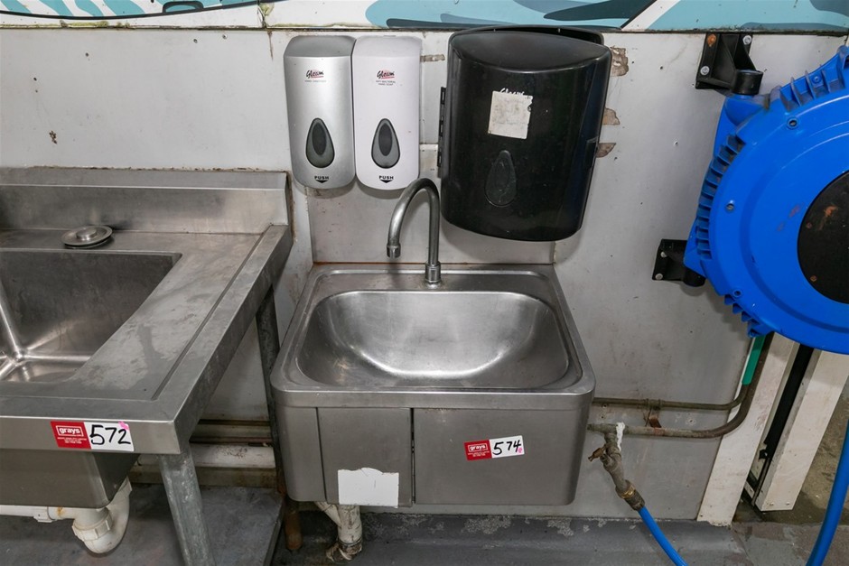 Hand Free Wash Sink