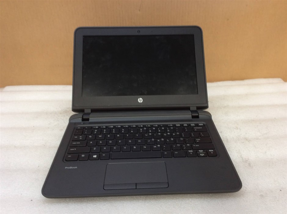 HP PROBOOK 11G1 Laptop I3-5005U 4GBRAM 128GB Black