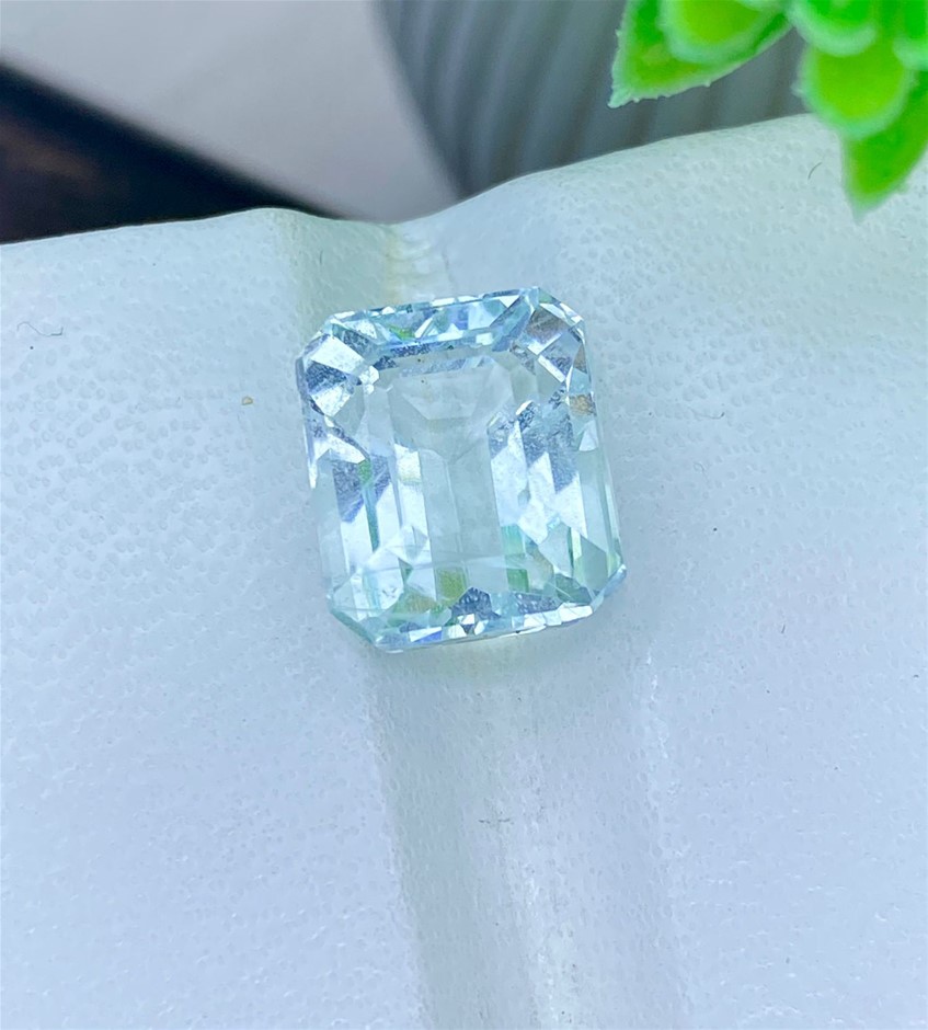 6.25 Carats Natural Quality Aquamarine