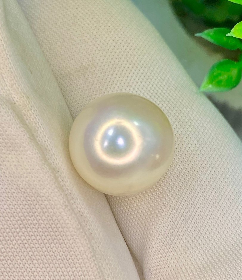 10.35 CT Lovely South Sea pearl