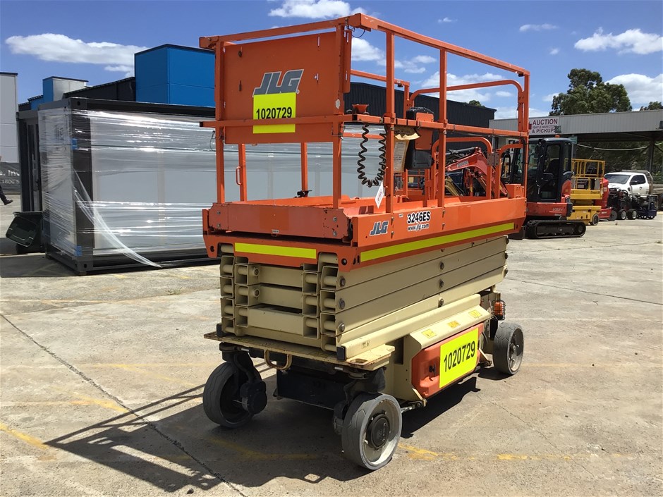 2016 JLG 3246ES Scissor Lift