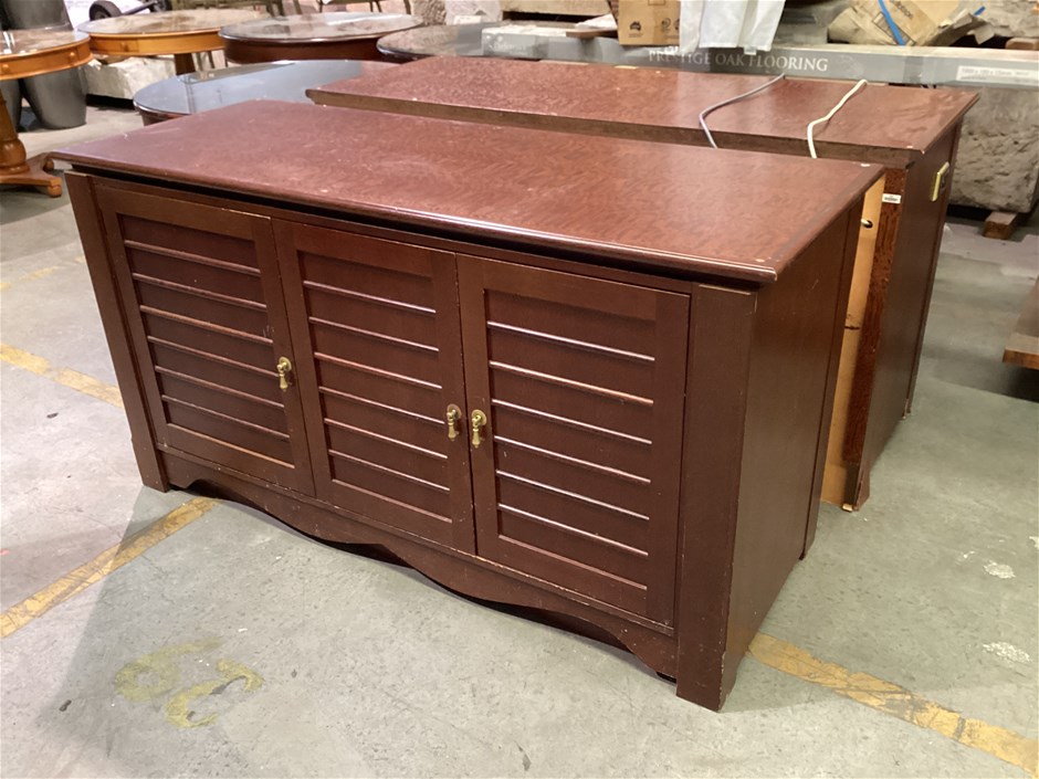 <p>Wooden Cabinets x 2</p>